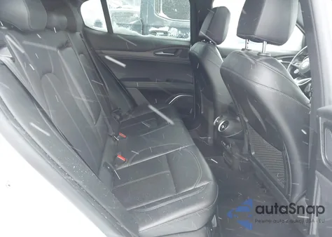 2022 Alfa Romeo Stelvio Ti Awd z USA, uszkodzony, nr VIN ZASPAKBN4N7D34117